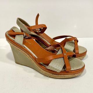 N 38 - Kelara Sandalias de cuña