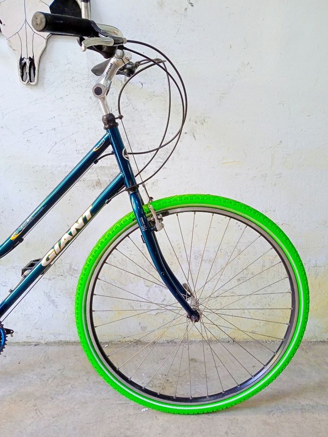 Bicicleta ciudad Giant Tourer