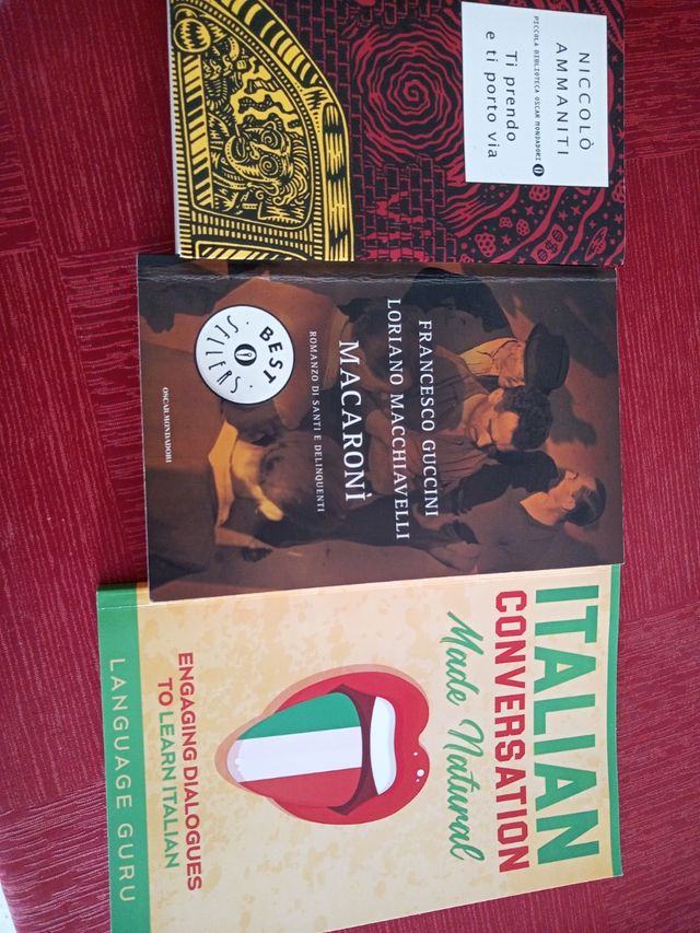 Libros italiano lectura varios