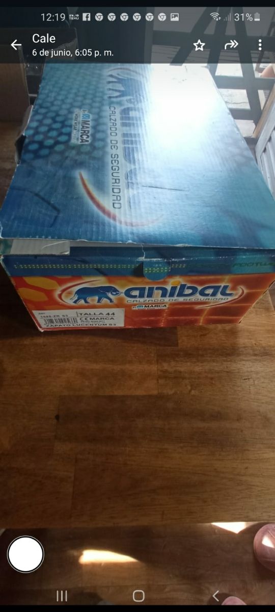 zapatos de trabajo punto de acero.nuevos.en caja.