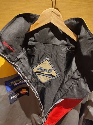 Antigua chaqueta oficial SEAT SPORT WRC.