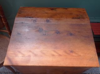 Liquidación Baúl antiguo madera de pino siglo XIX