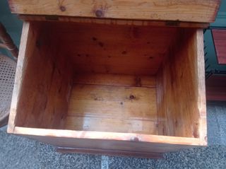 Liquidación Baúl antiguo madera de pino siglo XIX