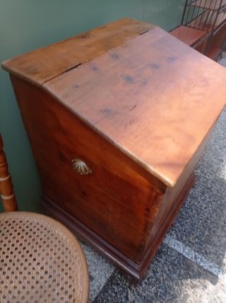 Liquidación Baúl antiguo madera de pino siglo XIX