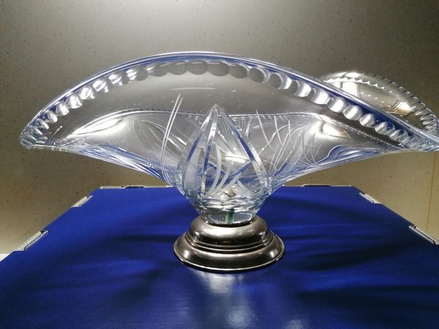 Centro mesa cristal tallado,adorno, florero