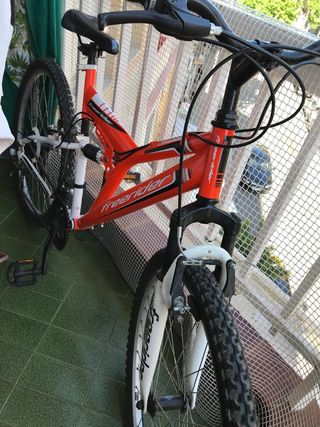 vendo estufa y bicicleta