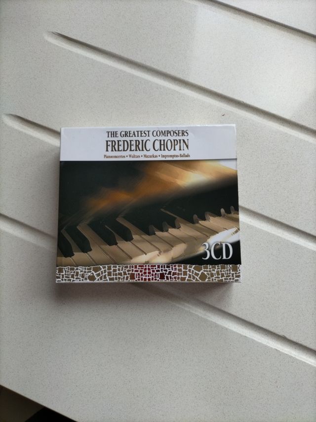Estuche con 3cds de Frederic Chopin