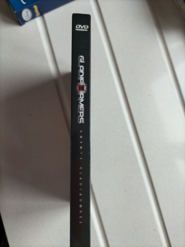 DVD de Gladiformers robots gladiadores