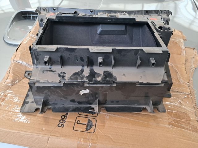 Guantera bmw e46 gris