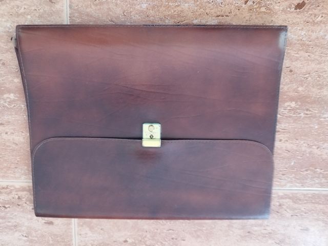 Portadocumentos piel