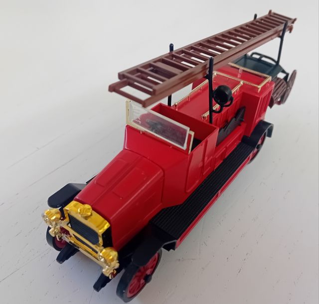 Bombero 1917 F1 graf&stift made