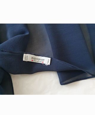 Foulard Yves Saint Laurent rive gauche 