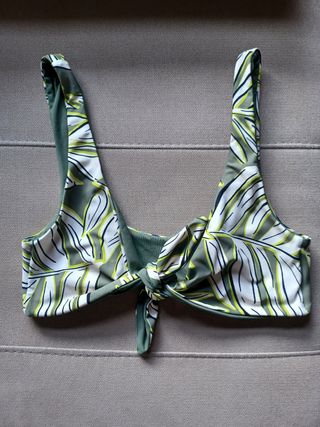 Top bikini