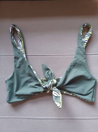 Top bikini