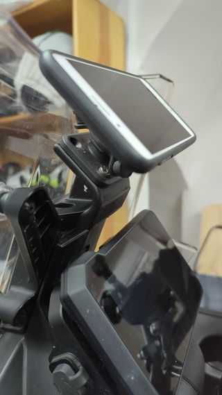 Soporte GPS y MOVIL Doble vision KTM 790R-890R 23