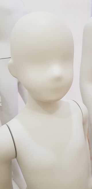 Maniquíes niños bonitos