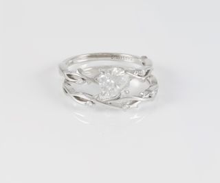 Conjunto de anillo de compromiso y alianza de boda
