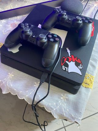 PlayStation 4 Ps4 da 1TB 2022 Perfette Condizioni