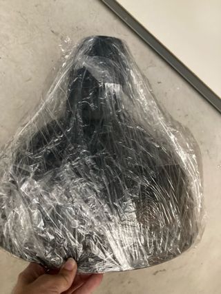 Lampara Ikea negra techo 38cm