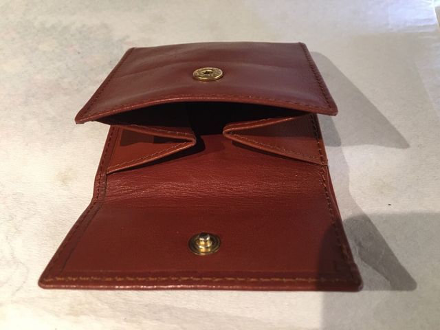 Monedero de piel