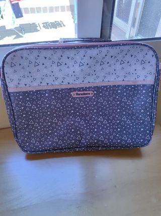 Mochila y maletín escolar