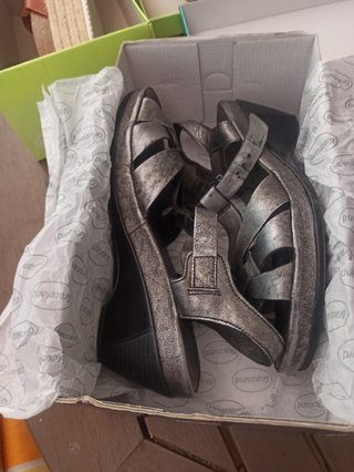 Sandalias Fluchos Plata nuevas