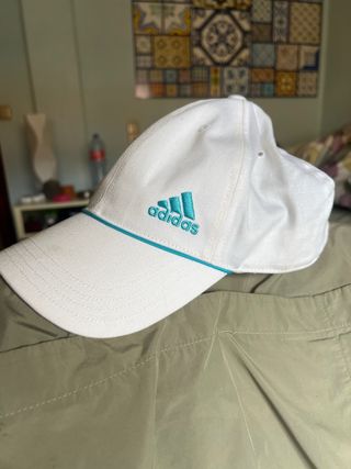 Gorra adidas