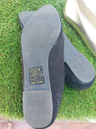 MANOLETINAS N°38 negras dorada