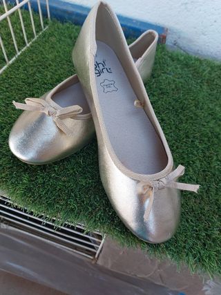 MANOLETINAS N°38 negras dorada