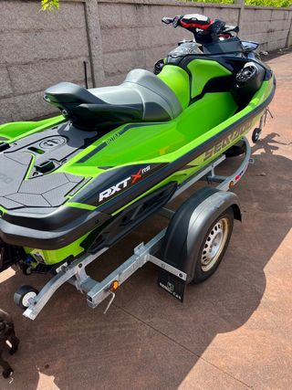 moto de agua Sea doo 300