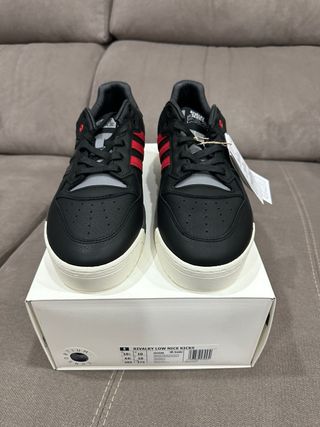 Zapatillas adidas Rivalry Low Nice Kicks