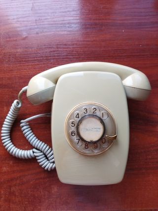 TELÉFONO ANTIGUO DE PARED