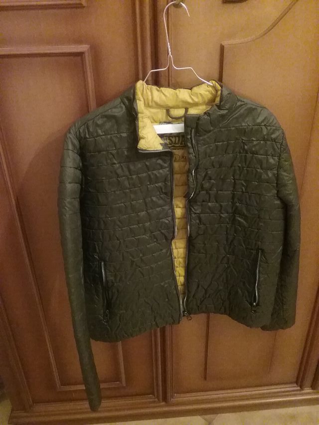 Giacca verde e gialla