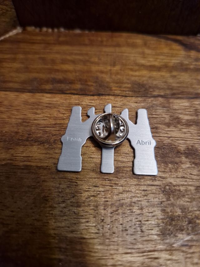 Pin de la portada de la feria de Sevilla