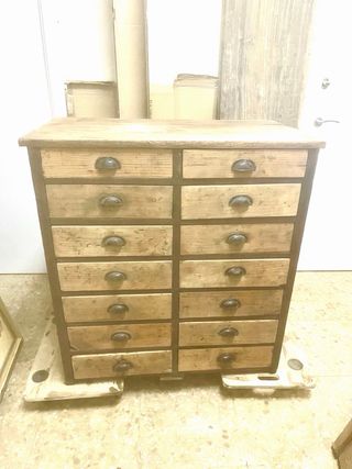 Archivador antiguo de madera