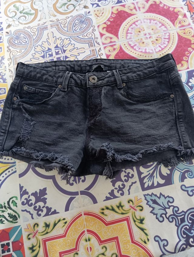 Shorts vaqueros Bershka 