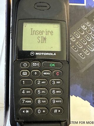 Motorola 8700