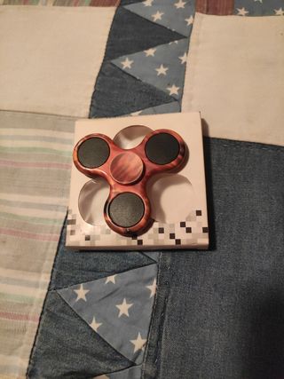 Fidget spinner
