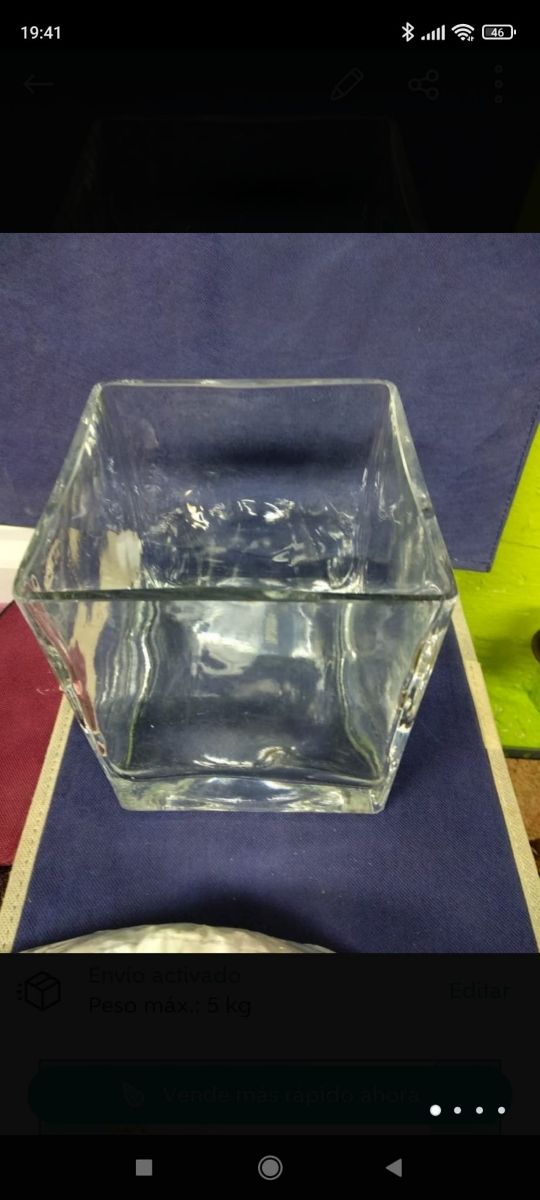 Cubo cristal + piedras