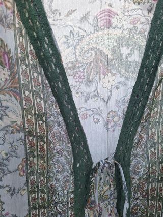 Chaqueta corta ligera, tipo kimono 