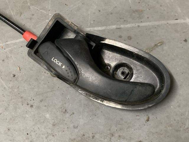 Manija interior puerta conductor Ford Transit