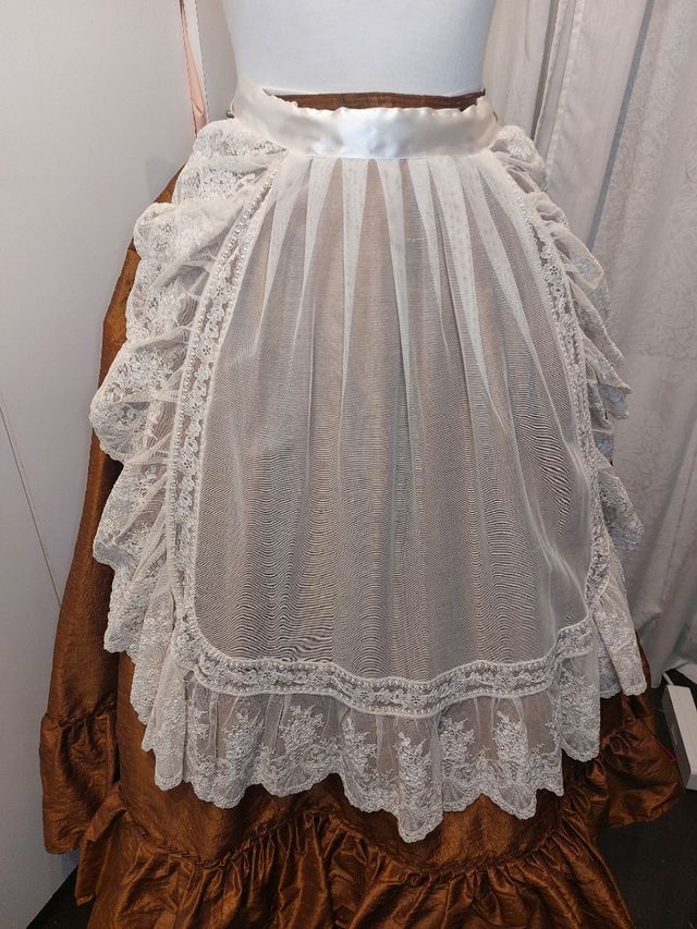 Delantal fallera valenciana tul puntilla