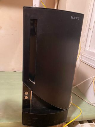 PC de torre Microsoft -Intel core 2 quad pc q9550