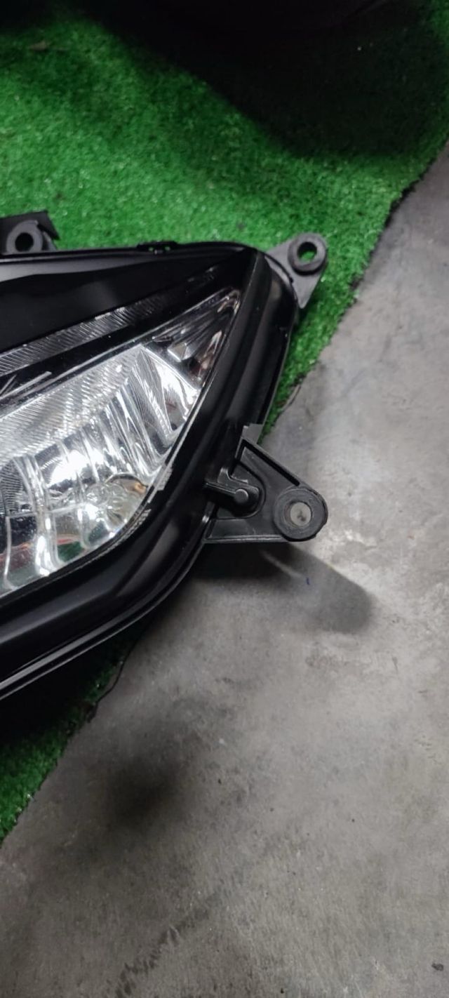 Faro delantero original gsxr 600 k8