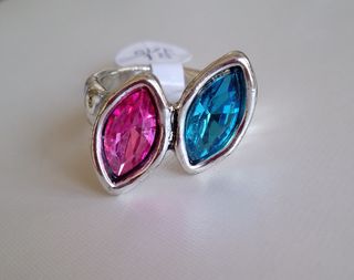 Anillo estilo Uno de 50.