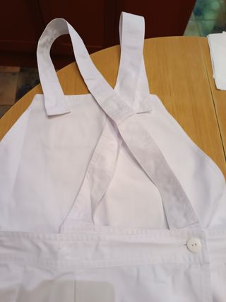 DELANTAL BLANCO marca JOMAS