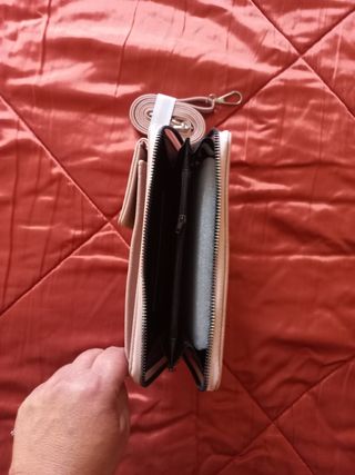 Carteira e bolsa para telemóvel