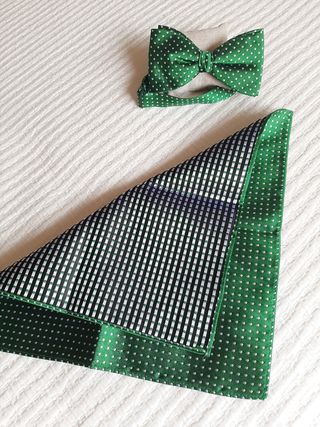 Pajarita y plañuelo  seda