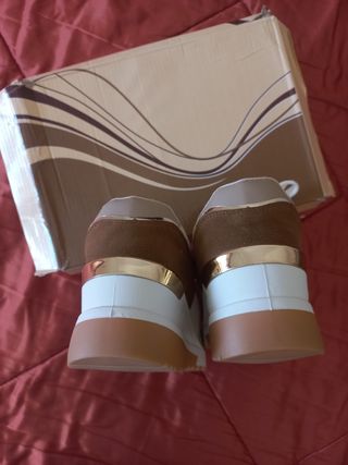 Sapatilhas lindíssimas Tam. 39