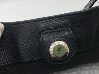  Burberry Grainy Calfskin bolso